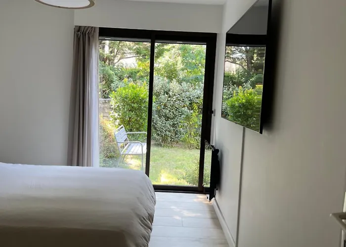 Maison Calme Apercu Avec Piscine Privee A 28